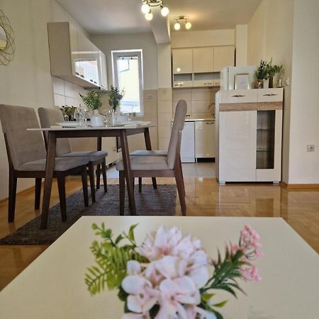 Kamche Lux Apartment Skopje Zewnętrze zdjęcie