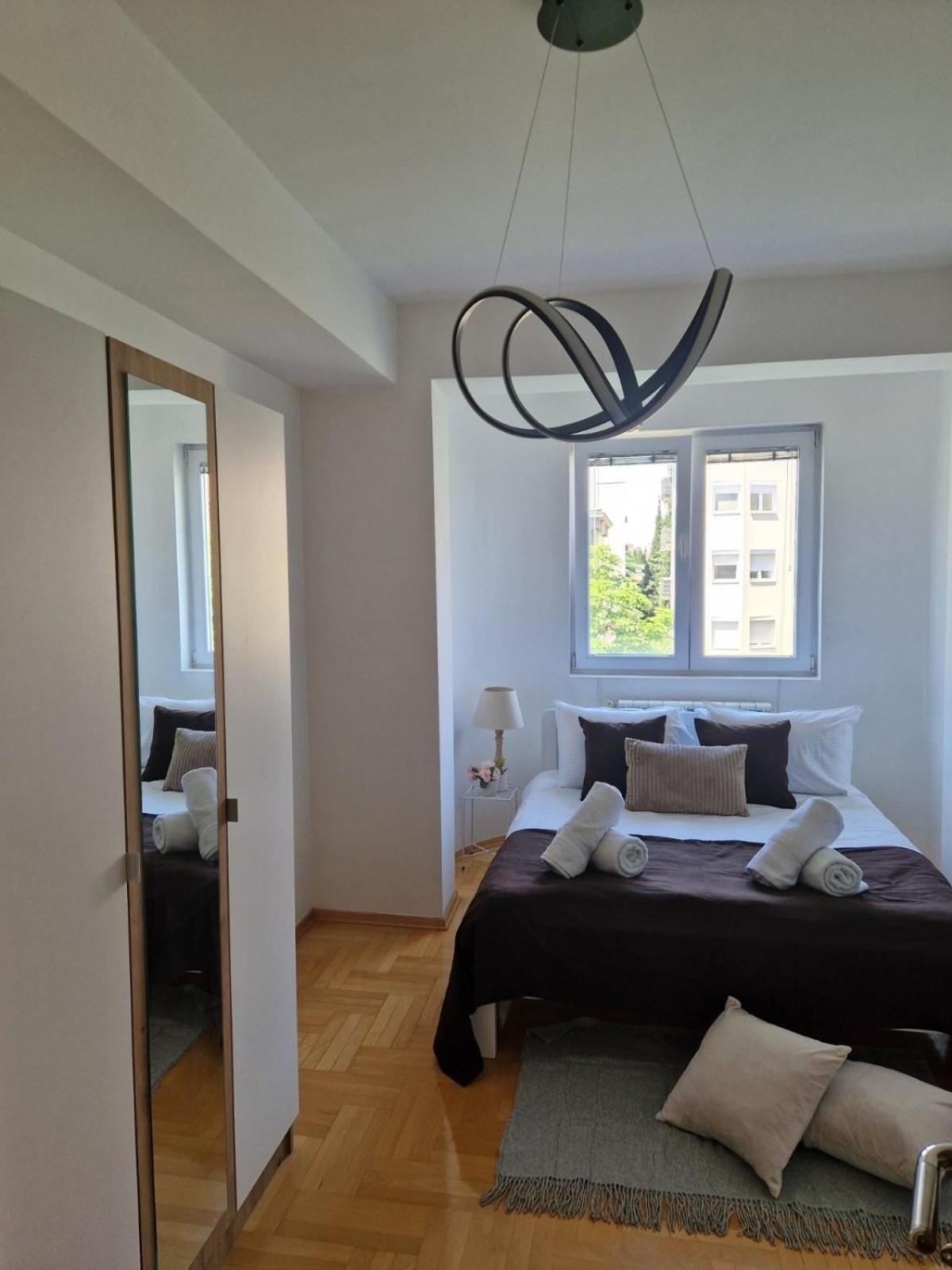 Kamche Lux Apartment Skopje Zewnętrze zdjęcie