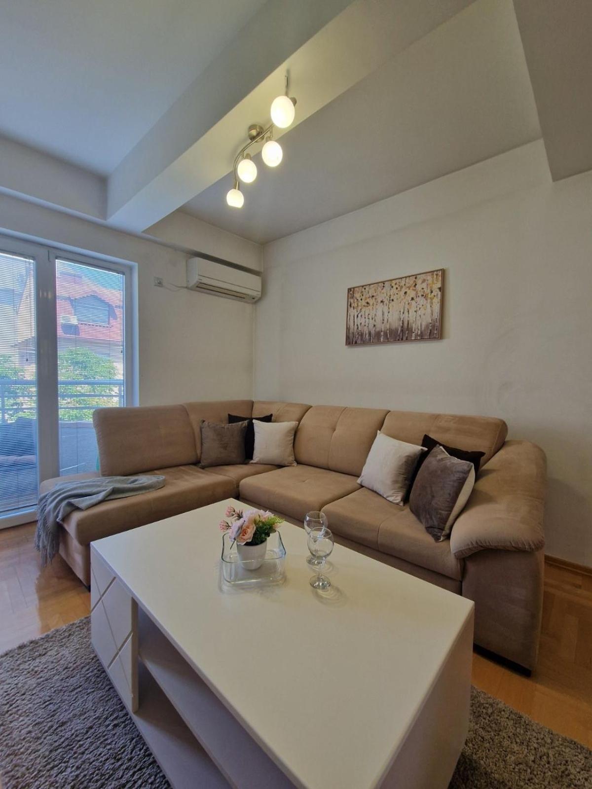 Kamche Lux Apartment Skopje Zewnętrze zdjęcie