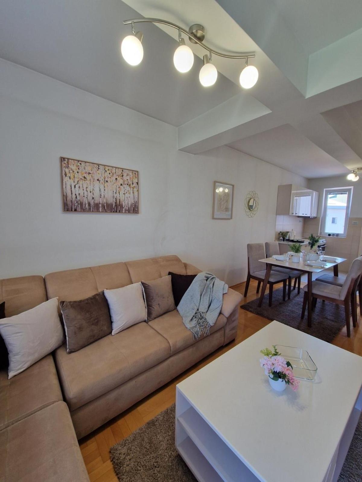 Kamche Lux Apartment Skopje Zewnętrze zdjęcie